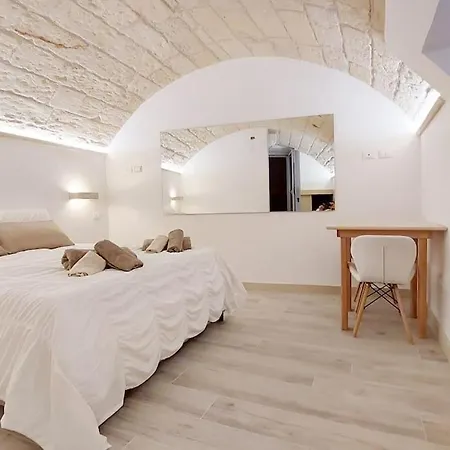 Monolocale Dimora Borgo Monte Nel Cuore Di Con Garage Apartment Otranto