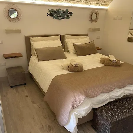 Monolocale Dimora Borgo Monte Nel Cuore Di Con Garage 아파트 오트란토