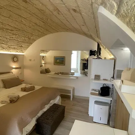 Monolocale Dimora Borgo Monte Nel Cuore Di Con Garage 오트란토