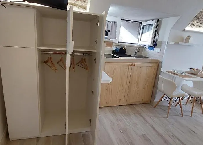 Monolocale Dimora Borgo Monte Nel Cuore Di Con Garage