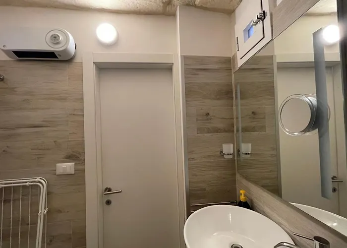 Daire Monolocale Dimora Borgo Monte Nel Cuore Di Con Garage *