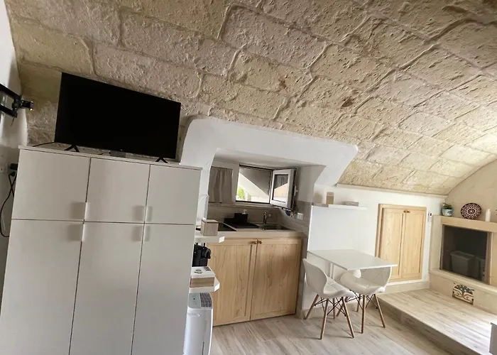 Daire Monolocale Dimora Borgo Monte Nel Cuore Di Con Garage